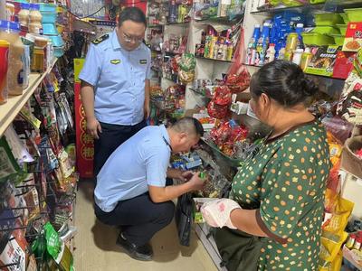 老河口市局开展校园周边安全隐患大排查
