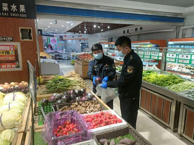 鄂托克旗市场监督管理局开展食用农产品 “治违禁 控药残 促提升”专项治理行动